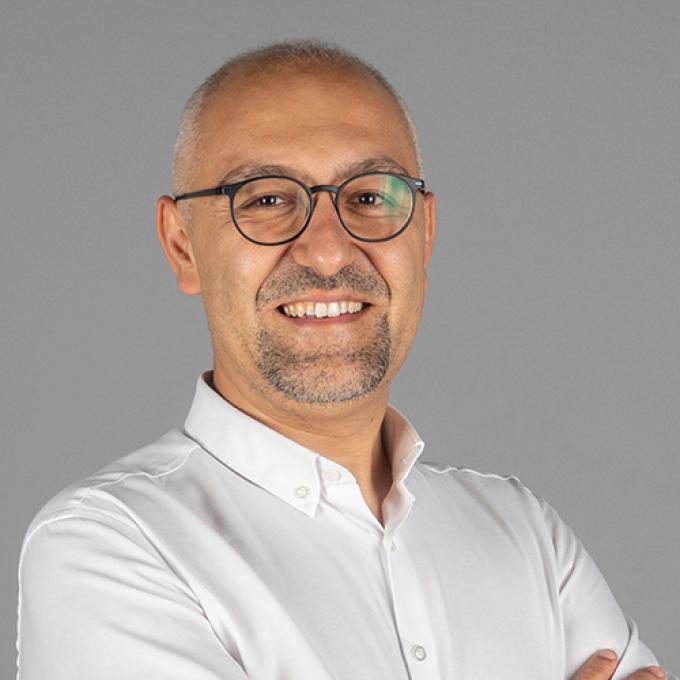 Altan Çakır
